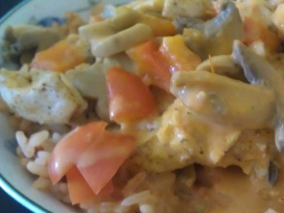 Hähnchen mit Tomatenreis und Paprika - all in one