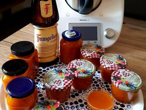 Aprikosen-Kiwi Marmelade