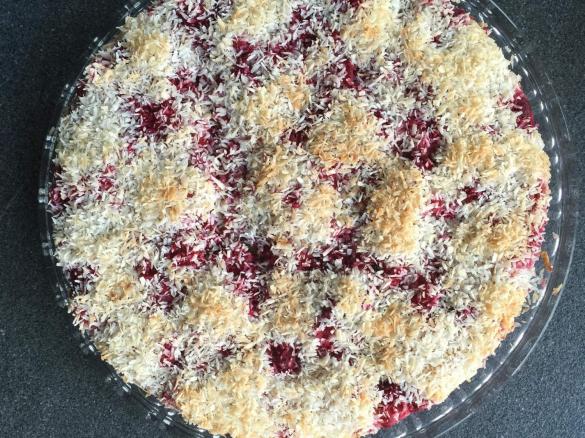 Pfirsich-Himbeer-Kuchen mit Kokosstreuseln