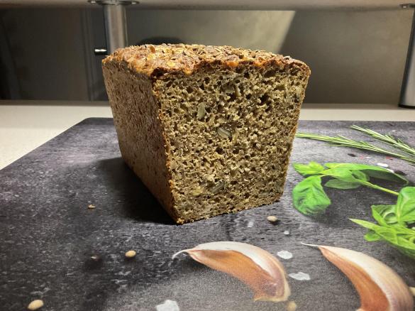 Vollkornbrot mit Kürbiskernmehl
