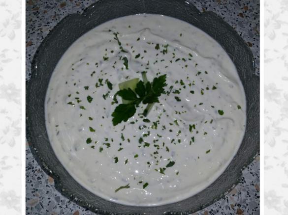 Tzatsiki.... meine deutsche Interpretation  .... super lecker!!
