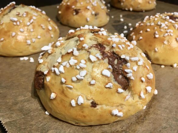 Fluffige Schokobrötchen mit Buttermilch