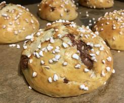 Fluffige Schokobrötchen mit Buttermilch