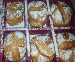 Knusprige Sonntagsbrötchen