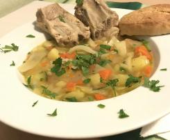 Omis Weißkohl-Möhren Eintopf mit Rippchen