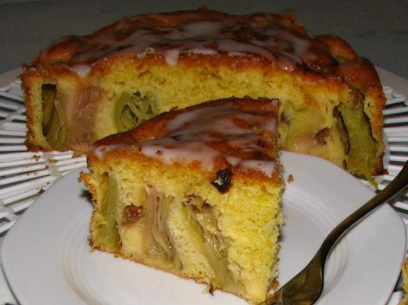 Rhabarberkuchen 20cm Form für Verliebte 