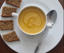 leichte und schnelle Gemüsesuppe