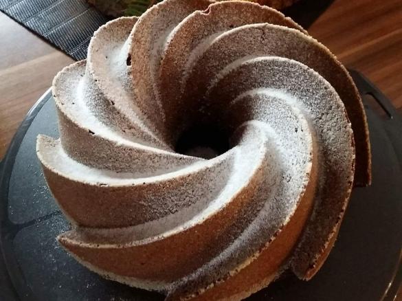 Weihnachtlicher Sprudelkuchen