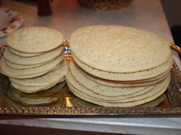 Dinkel-Baghrir (1001 Löcher Pfannkuchen)