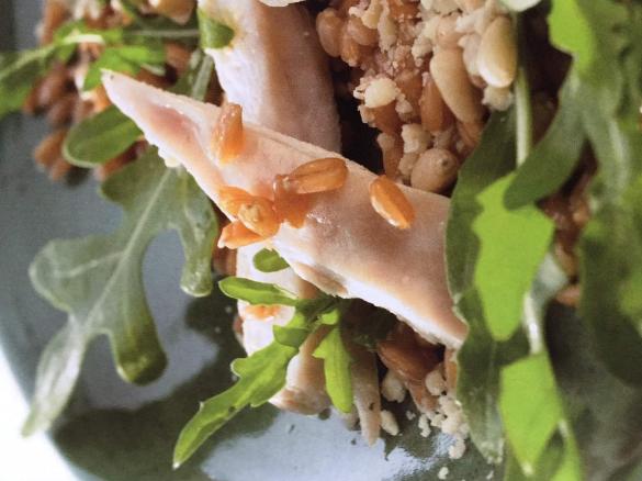 Dinkel-Hähnchen Salat