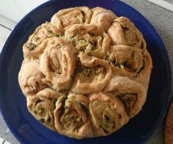 Schneckenbrot mit Bärlauchbutter