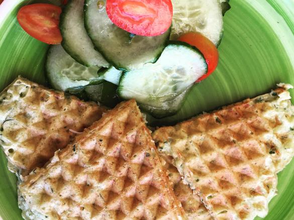 Kräuter-Käsewaffeln