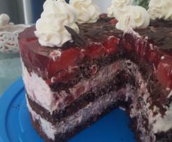 Erdbeer-Yogurette-Torte