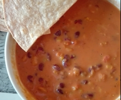 Karibische Kokossuppe mit selbstgemachten Tortilla Chips