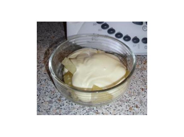 Eierlikörquark mit Obst