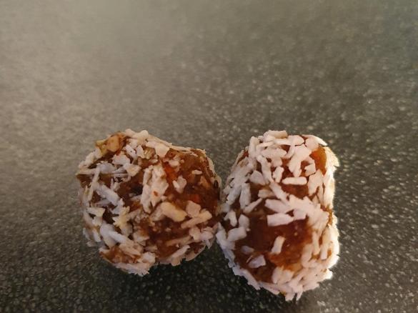 Carrot Cake Energie Bällchen