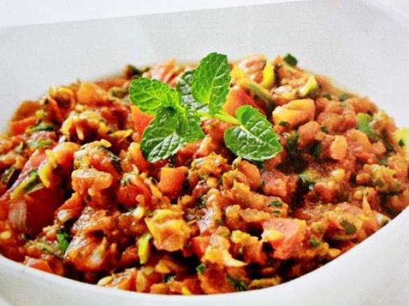 Tomaten-Kräuter-Dip