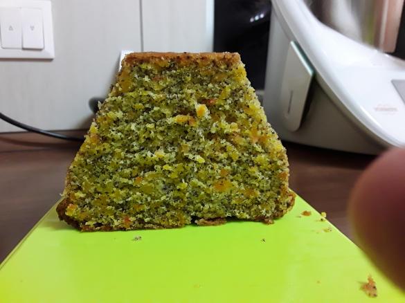 Kürbis-Orangenkuchen mit Mohn