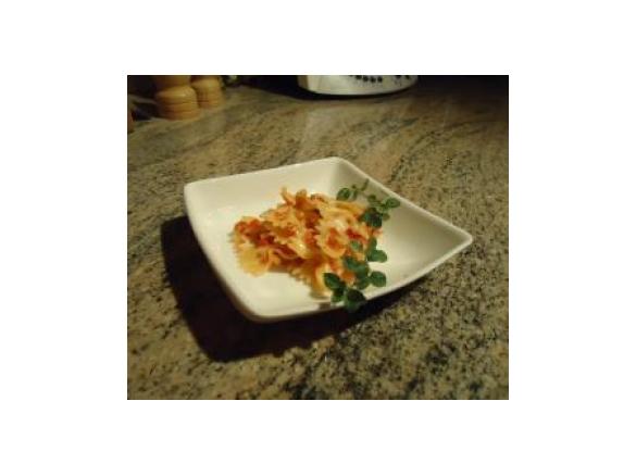 Mediterraner Nudelsalat für 2