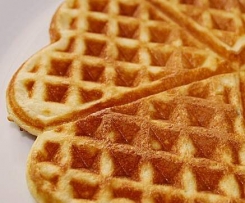Vollkornwaffeln mit Äpfeln, ohne Zucker