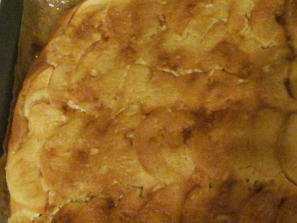 Apfel-Rahm Blechkuchen