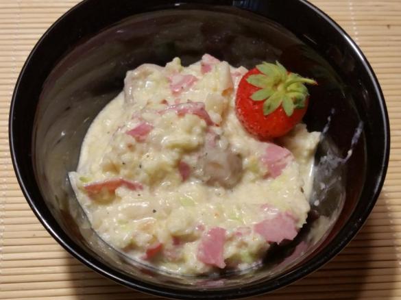 Spitzkohlsalat mit Apfel, Spargel und Schinken