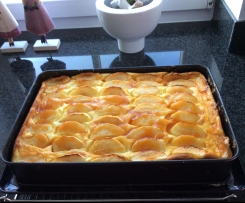 Apfel-Käsekuchen mit Hefeteig