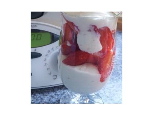 Erdbeerquarkcreme