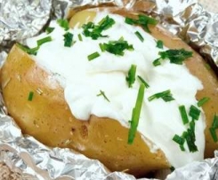 Knoblauchquark mit Gartenkräutern