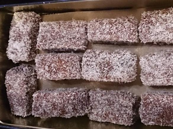 Kokosschnitten weihnachtlich (Österreich)