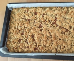 Apfelmus-Streuselkuchen