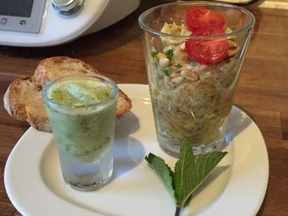 Wasabi-Minz-Sorbet zu Lachstatar