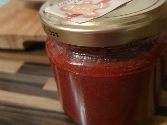 Variation Weihnachtliche Erdbeermarmelade