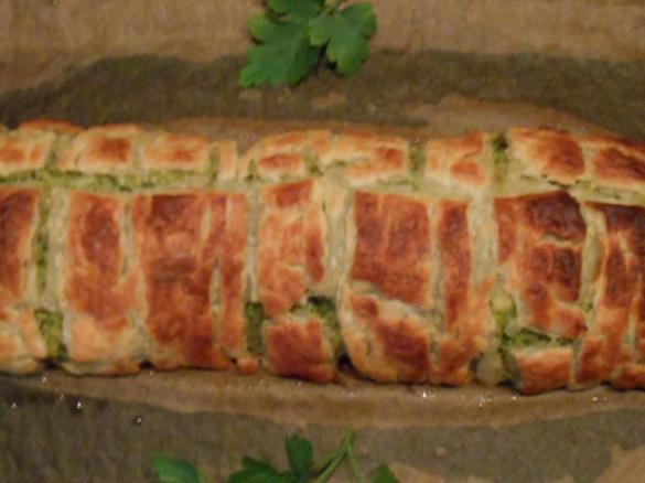 Petersilien-Blätterteigstrudel