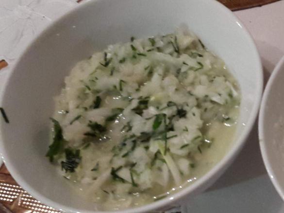 Zwiebelsalat a la Birgit