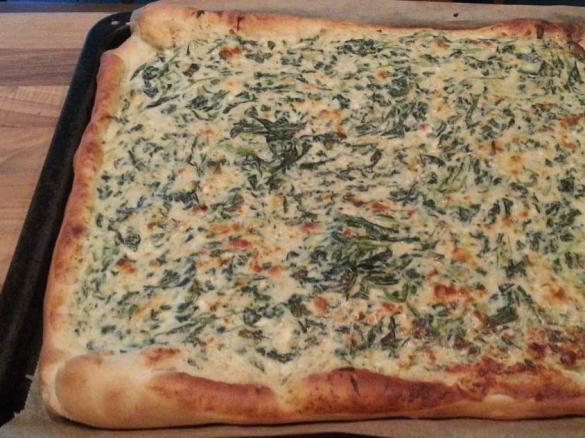 Spinatkuchen , Spinat Pizza 