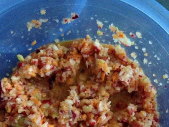 Radieschen-Apfel-Rohkost