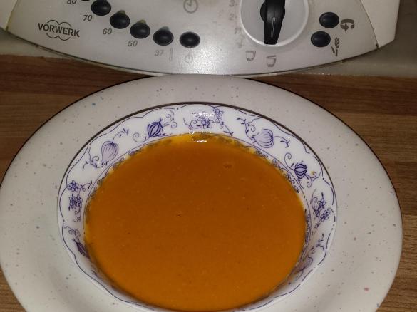 LINSENSUPPE  (mercemek çorba)