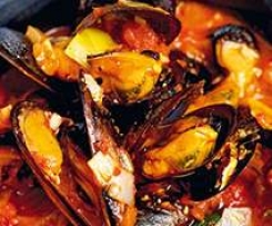 Muscheln mit Tomatensosse