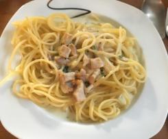 Pasta mit Pfifferlingen