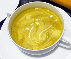 Zucchini Curry Süppchen