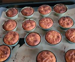 Minitörtchen aus Bordeaux (Cannelés Bordelais)