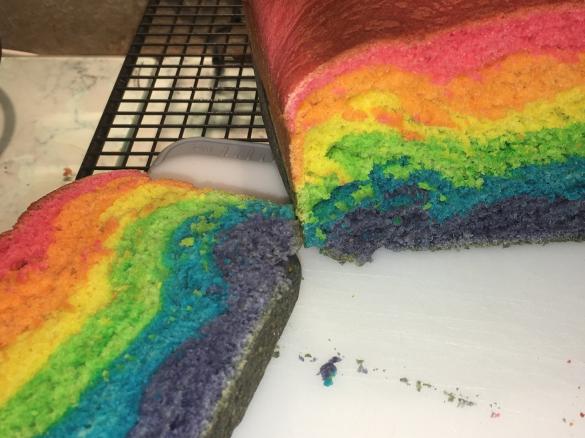 Regenbogen-Brot / Rainbowbread