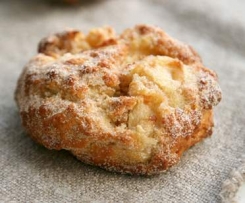 Apfelküchlein / Apfelbällchen