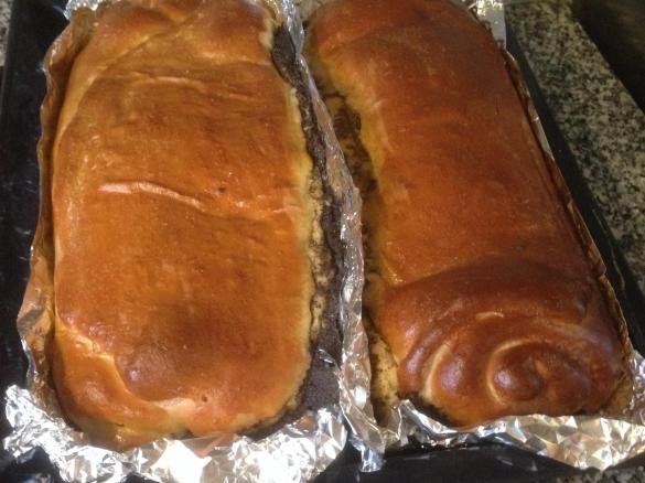 Mohnrolle mit Hefeteig