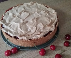 Kirschkuchen  mit Baiserhaube