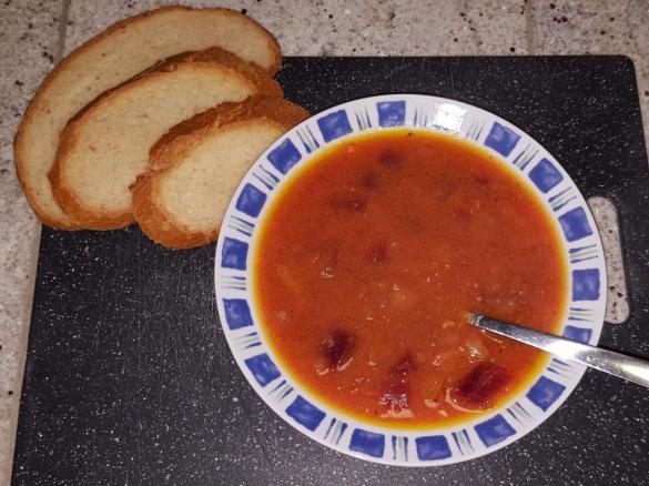 Variation von Russischer Borschtsch mit Rindfleisch