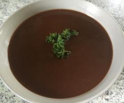 Aromatische dunkle Bratensoße/Bratensauce