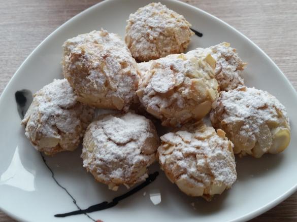 15 Min Plätzchen- Marzipanwölkchen