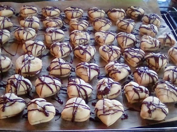 Flammende Herzen mit Nougat